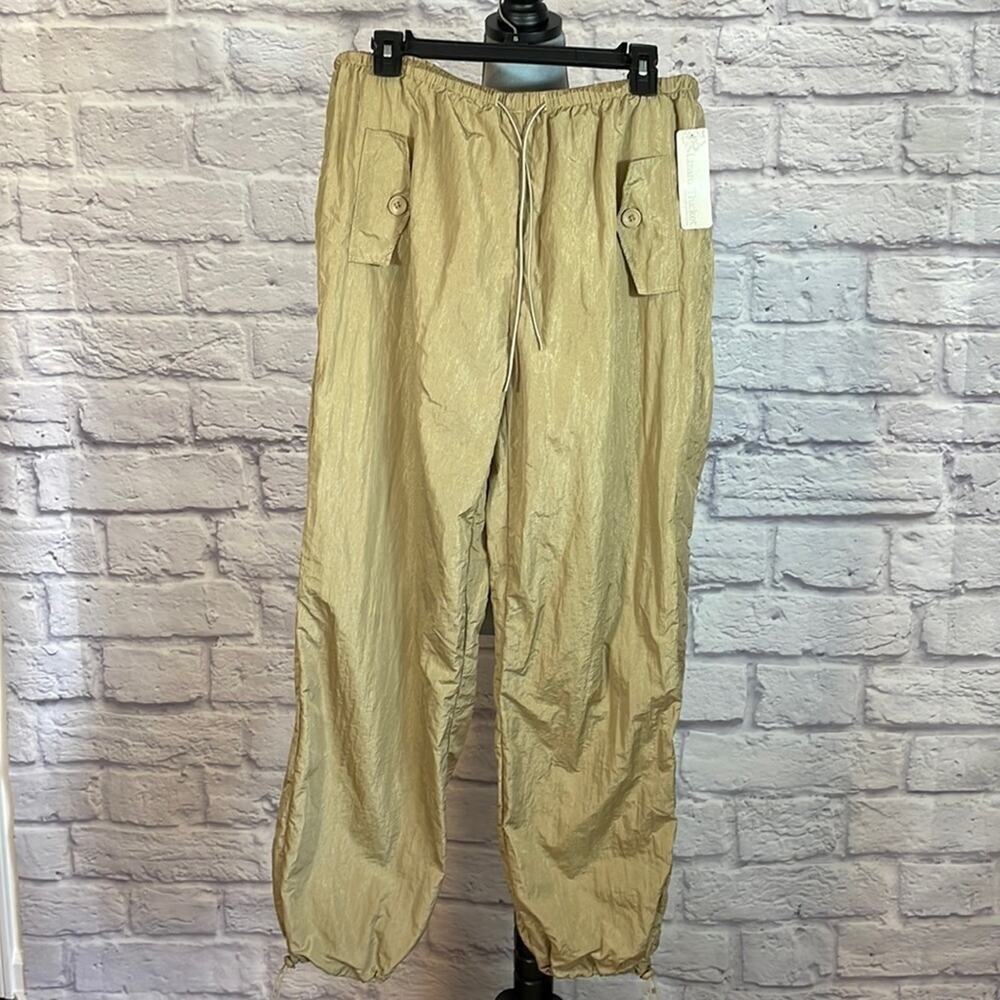 NWT Lizard Thicket swishy nylon track pants